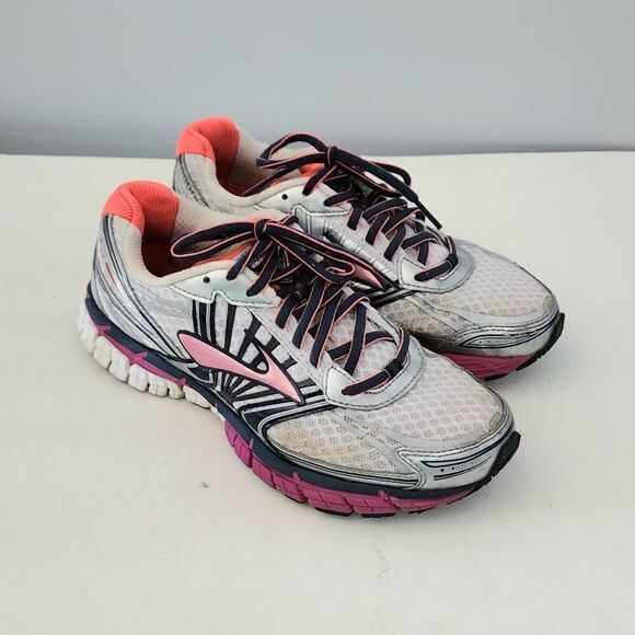 Brooks mogo athletic shoes women's size 7 - Picture 1 of 5